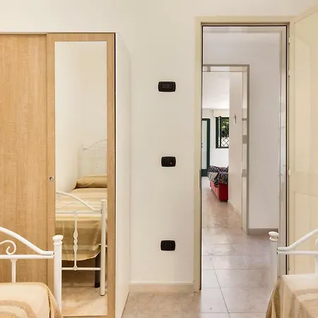 Marie Rose By Barbarhouse Holiday home *